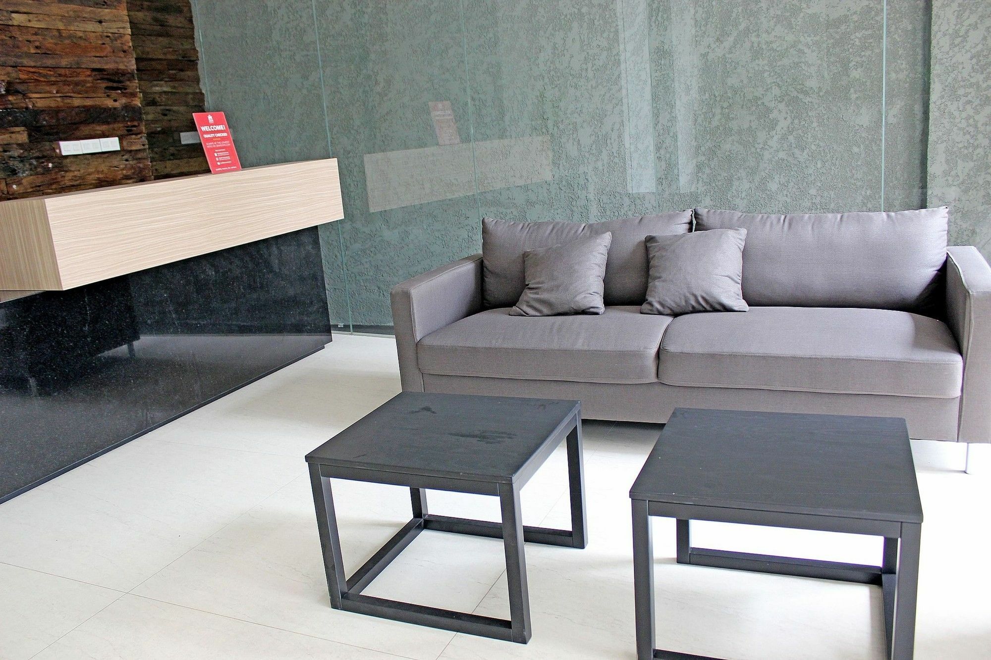 Zen Premium Sampoerna Strategic Square Hotel Jakarta Kültér fotó